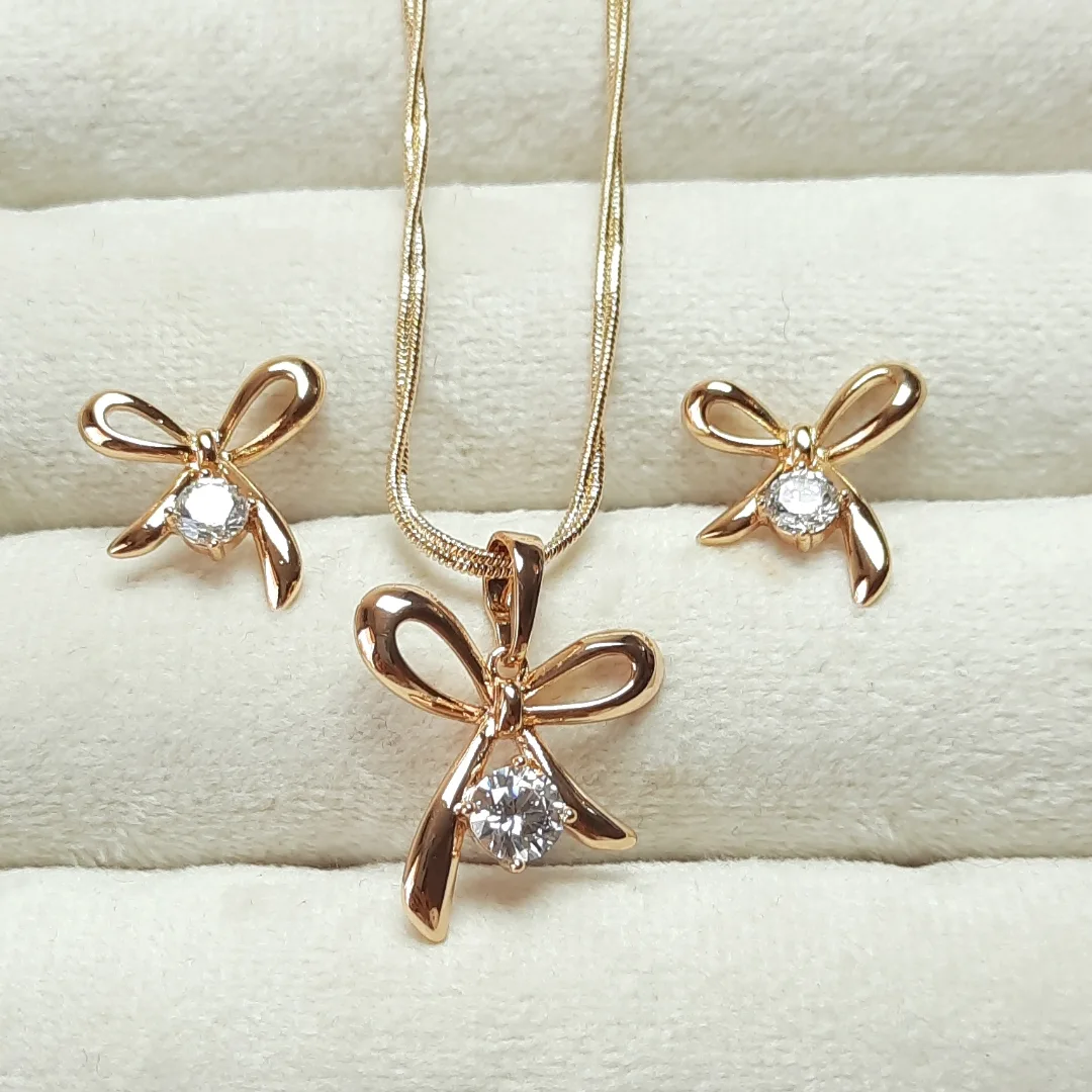 نیم ست پاپیون ژوپینگ بدون زنجیر