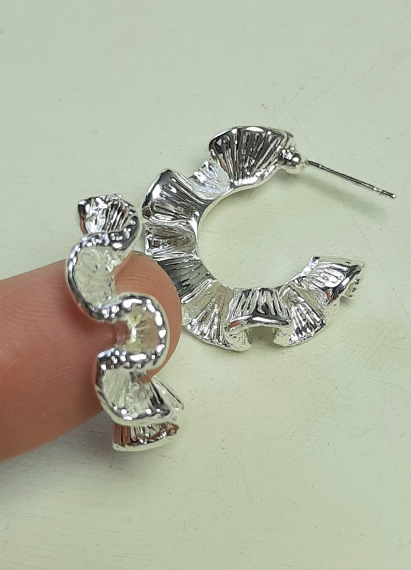گوشواره حلقه ای پیچی