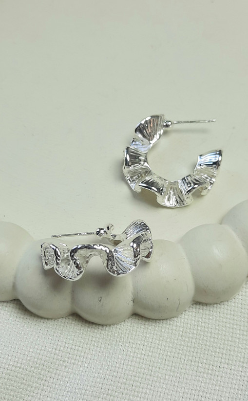 گوشواره حلقه ای پیچی