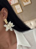 گوشواره گل رزینی
